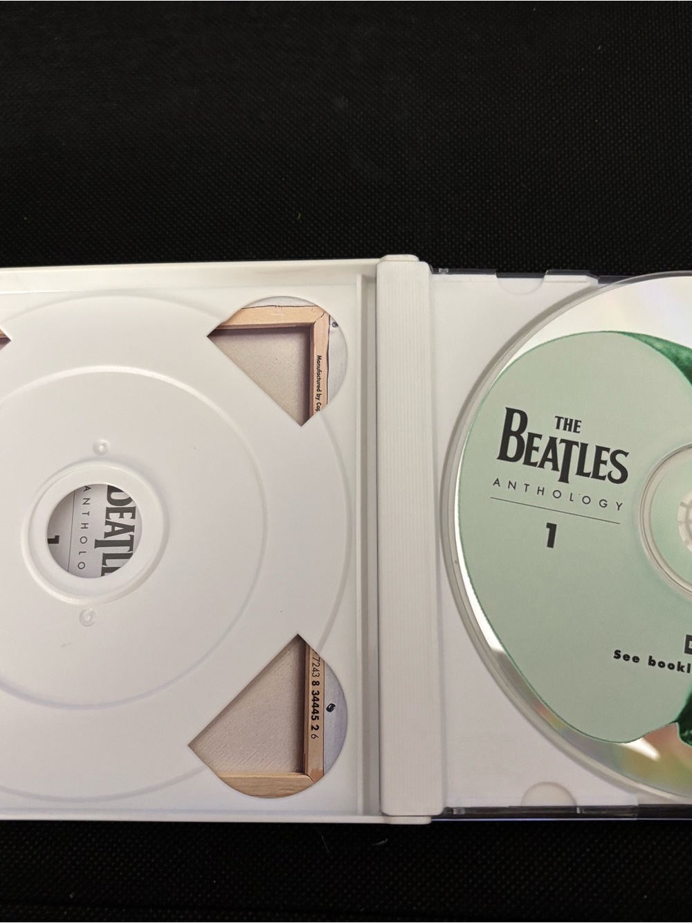 The Beatles Anthology 1 - 2 CD Set (1995) Capitol Apple Records EUC - Picture 5 of 7